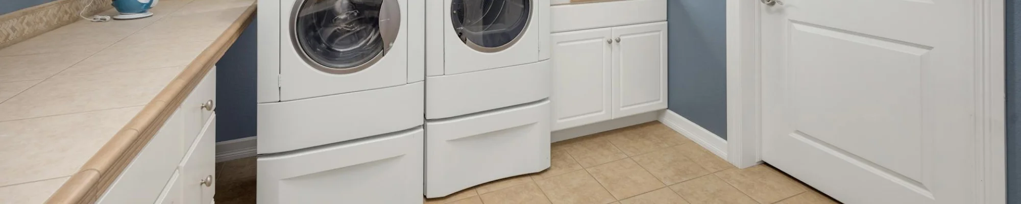 You expect outstanding laundry room flooring and designs for your home; that is precisely what you get with King's Floor Covering. No surprises, whatsoever.